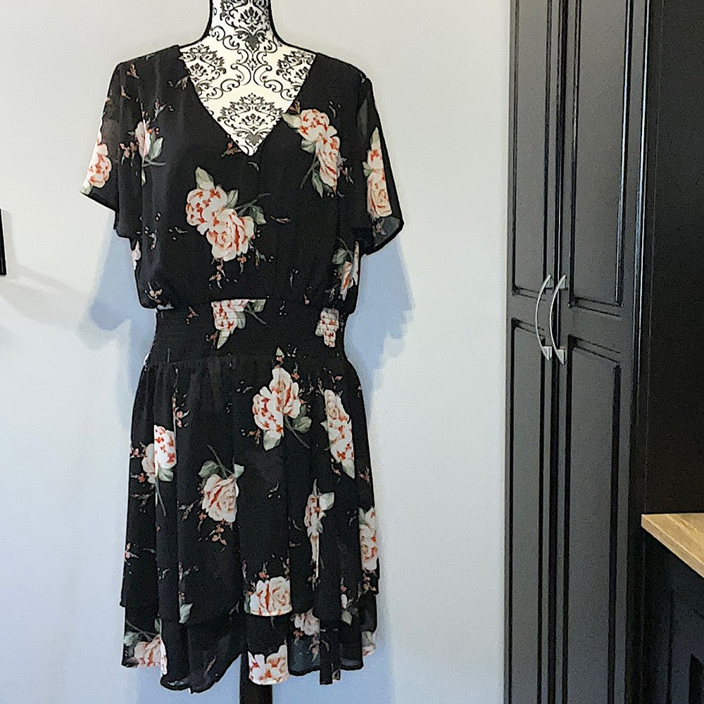 Torrid floral smocked georgette dress